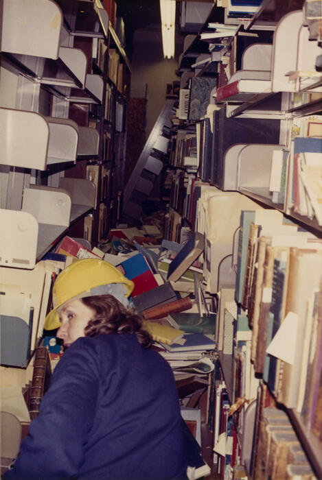 [Fallen bookshelves at Main Library after 1989 Earthquake]