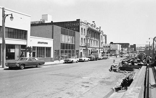 [11th Street looking south toward Mission, Sherman Hotel on corner]