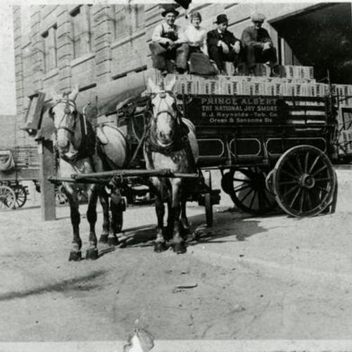 [Portrait of horse drawn wagon with employees on Third and Townsend Streets]