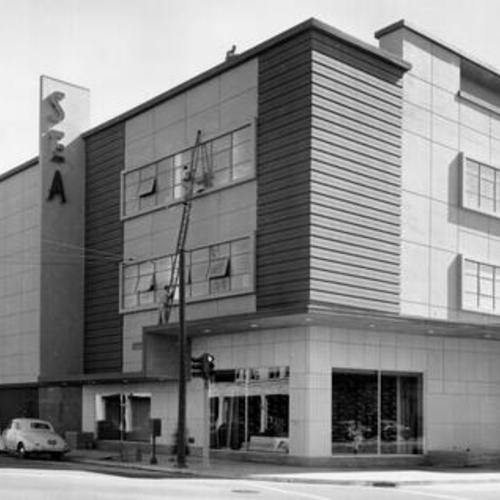 [Sears store at Geary Boulevard and Masonic Avenue]