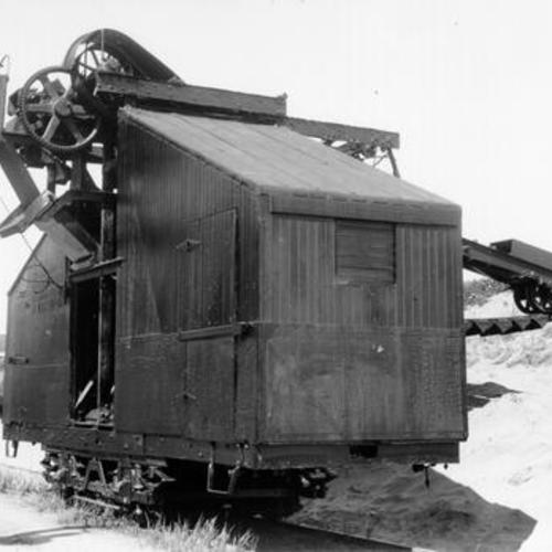 [Old sand digger owned by the Market Street Railway Company]