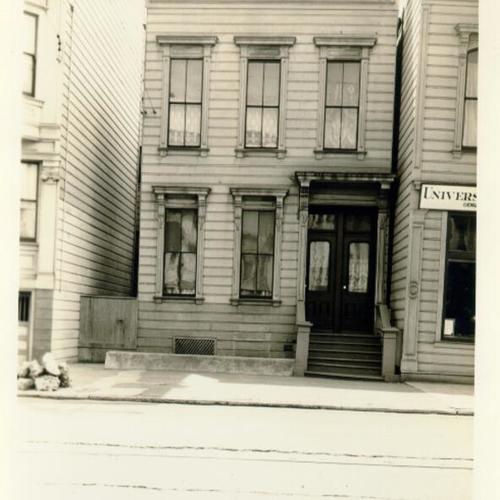 [1869 O'Farrell Street]