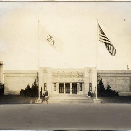 [New York City Building at the Panama-Pacific International Exposition]