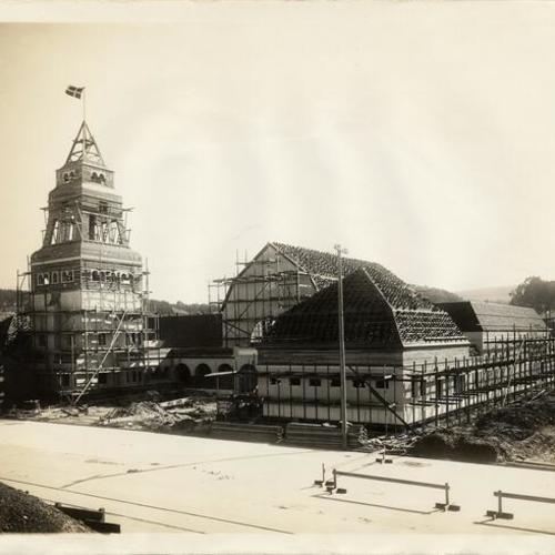 [Construction of Swedish Building at the Panama-Pacific International Exposition]