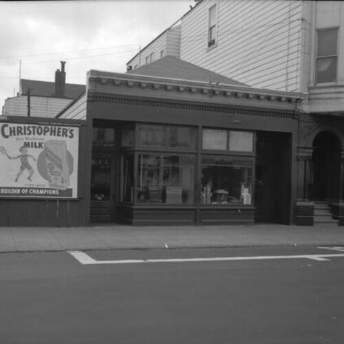[2637 24th Street, businesses]