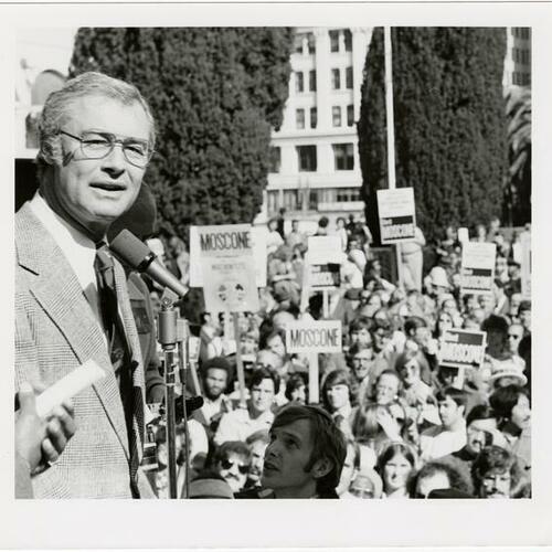[George Moscone campaigning for mayor in Union Square]