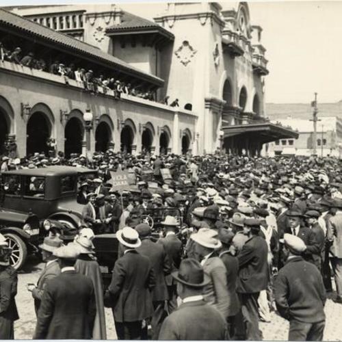[Large crowd of people in front of the Southern Pacific Depot on 3rd Street]