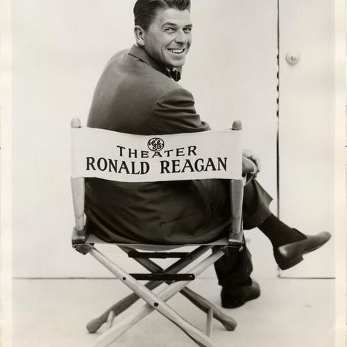 [Ronald Reagan, publicity photo for the General Electric Theater's "The Seeds of Hate"]