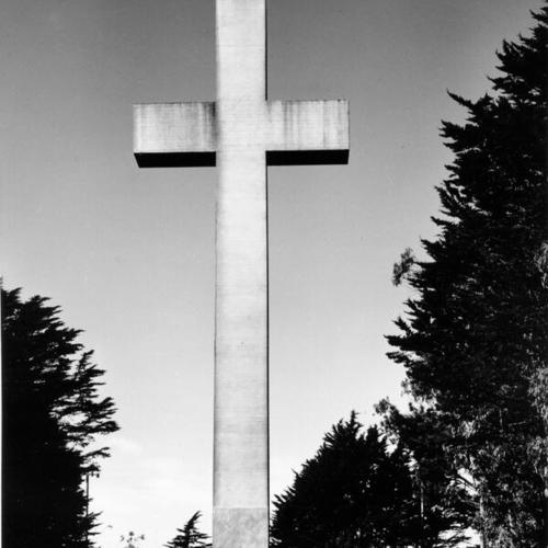 [Easter Cross, Mt. Davidson, 103 ft. high]