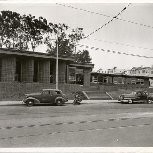 [Parkside Branch Library, 22nd Avenue and Taraval Street]