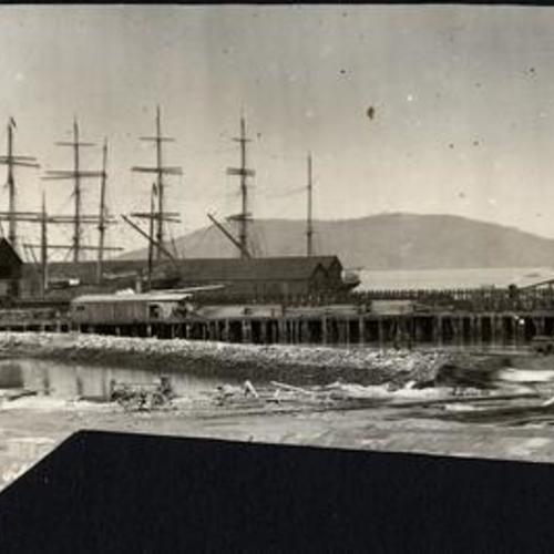 [Section of the seawall as it looked in 1909]