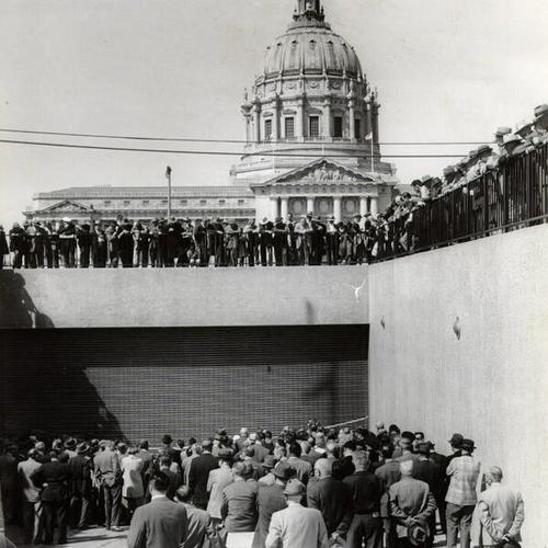 [Crowds gathering for the dedication of Brooks Hall, Civic Center]
