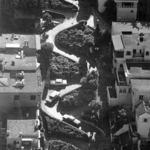 [Aerial view of crooked block of Lombard Street]