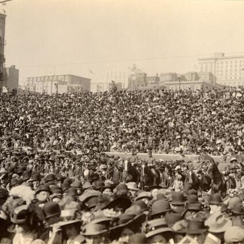 [School children at Union Square, Parade from Portola Festival, October 19-23, 1909]