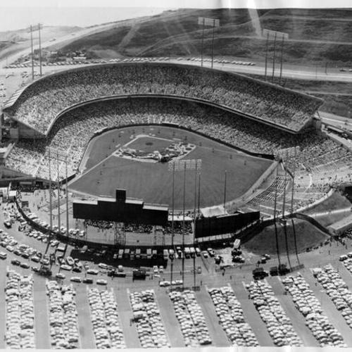 [Bayview Hill construction of Candlestick Park]