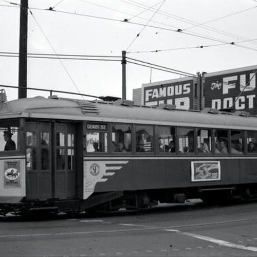 [33rd avenue looking northwest at outbound Muni "B" line car 200 about to turn west onto Balboa]