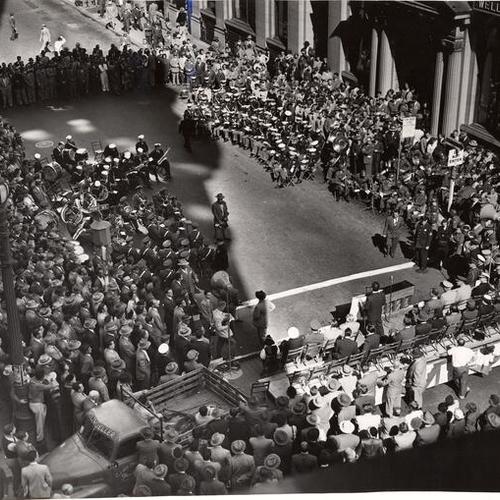 [Ceremonies for the official start of the Community Chest's 1951 'Give a Minute a Day' fund drive]