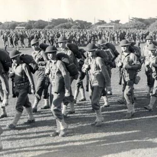 [Thirtieth Infantry marching in Golden Gate Park]