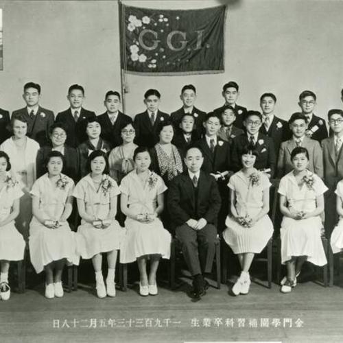 [Graduation photo of Golden State Institute class in 1933]