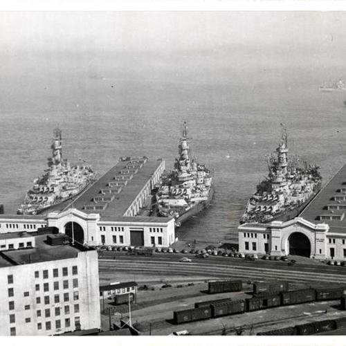 [Battleships "Indiana", "Massachussetts" and "Alabama" arriving in San Francisco to join third fleet]