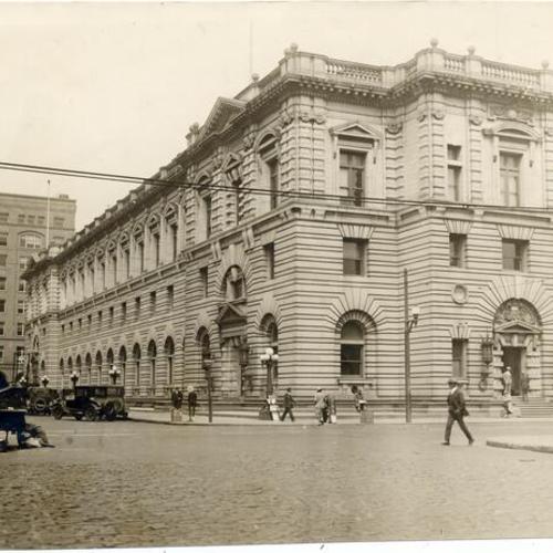 [Exterior of Seventh and Mission Post Office]