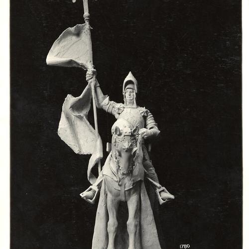 ["Armored Horseman" by F. Tonetti at the Panama-Pacific International Exposition]