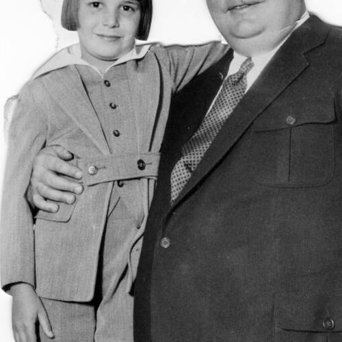 [Fatty Arbuckle with unidentified girl]