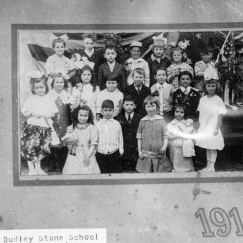 [Class photo from Dudley Stone School]