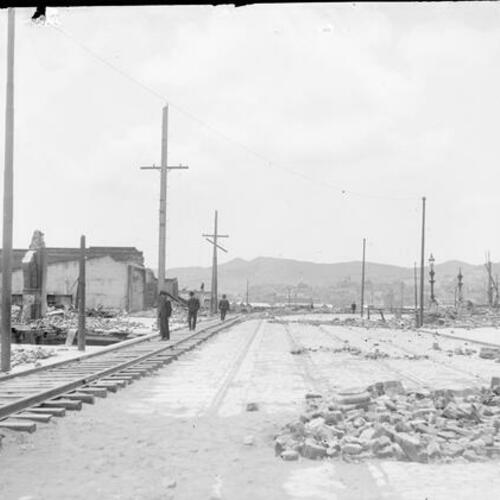 [View looking west through ruin of the 1906 earthquake and fire]