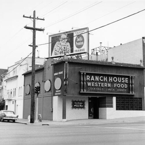 [Exterior of the Ranch House restaurant]