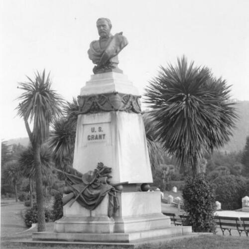 [Ulysses S. Grant monument in Golden Gate Park]