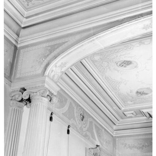 [Detail of ceiling and molding inside 1007 Gough Street, northwest corner of Gough and Eddy]