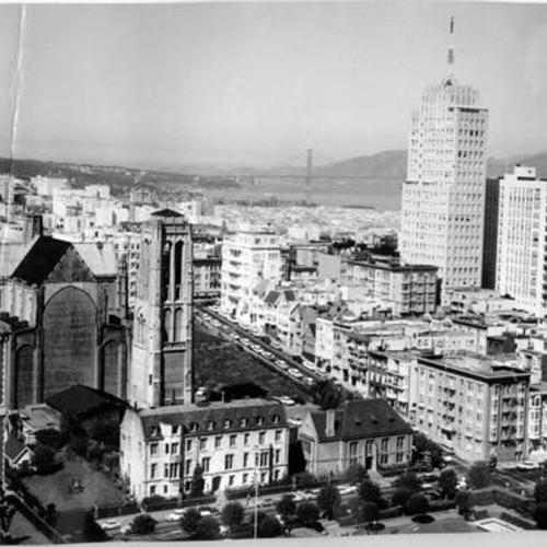 [View of San Francisco from the Mark Hopkins Hotel, looking northwest]