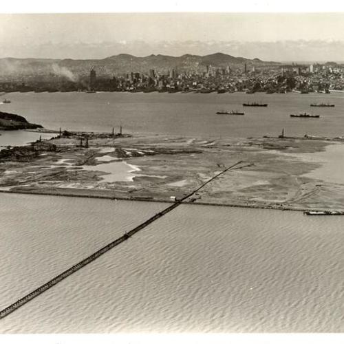 [Construction of the Golden Gate International Exposition on Treasure Island]