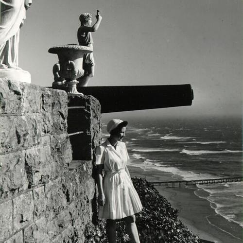 [Dorothy Dahl looking out at the ocean from Sutro Heights]