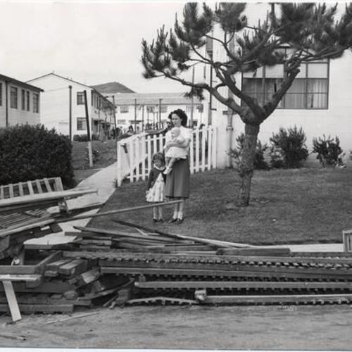 [Pauline Spencer with her two daughters at the Sunnydale housing project]