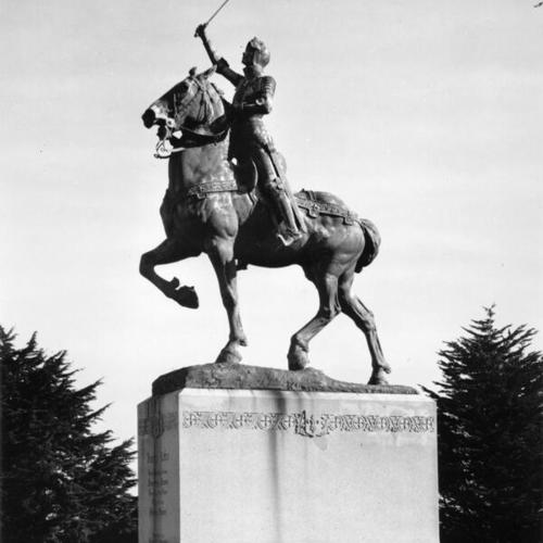 [Statue of Jeanne D'Arc]