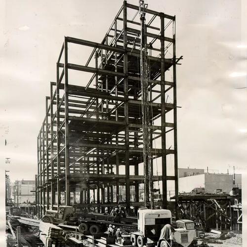 [Construction of six-story addition to Mount Zion Hospital]