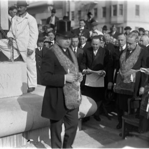 Laying of corner stone at dedication of California State Building in Civic Center