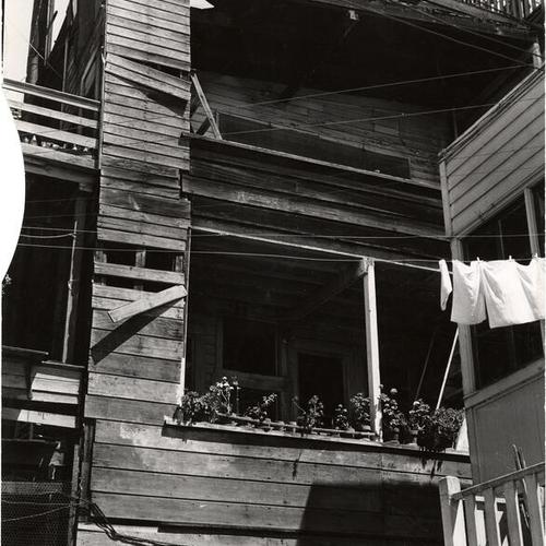 [Rear view of an apartment building on Telegraph Hill]