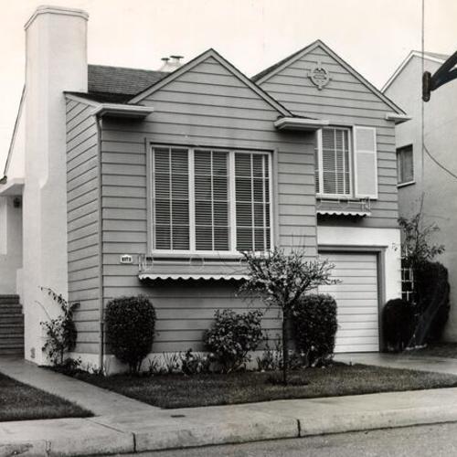 [Home of John Mahoney of 159 Middlefield Drive]