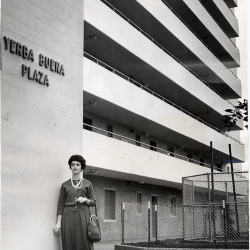 [Carmen Pullin standing outside of Yerba Buena Plaza housing project]