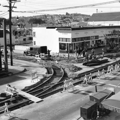 [Track construction on Plymouth and Broad streets]
