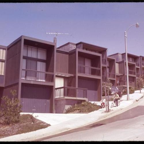 Diamond Heights apartments and townhouses