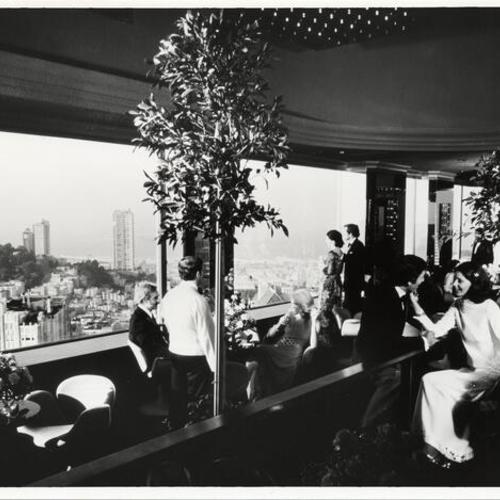 [Top of the Mark cocktail lounge at the Mark Hopkins Hotel]
