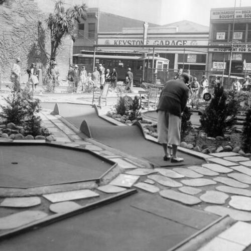 [Miniature golf course on north side of Mission street between 4th and 5th streets]