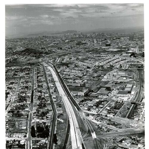 [Bayshore Freeway in San Francisco looking northerly from site of 3rd Street interchange]