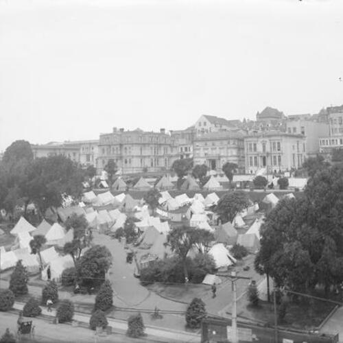 [Refugee camp at Jefferson Square after the 1906 earthquake and fire]