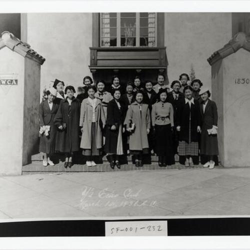 [Women standing in front of YWCA at Sutter and Buchanan Streets]