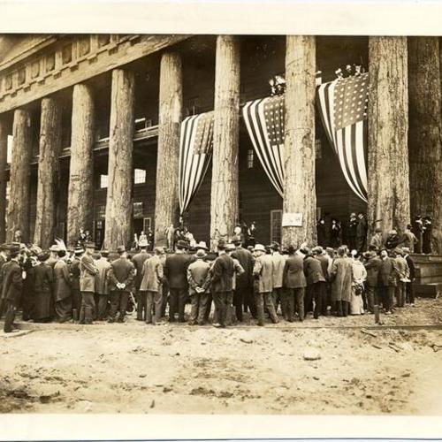 [Dedication of brass tablet on flag pole at Oregon State Building at the Panama-Pacific International Exposition]